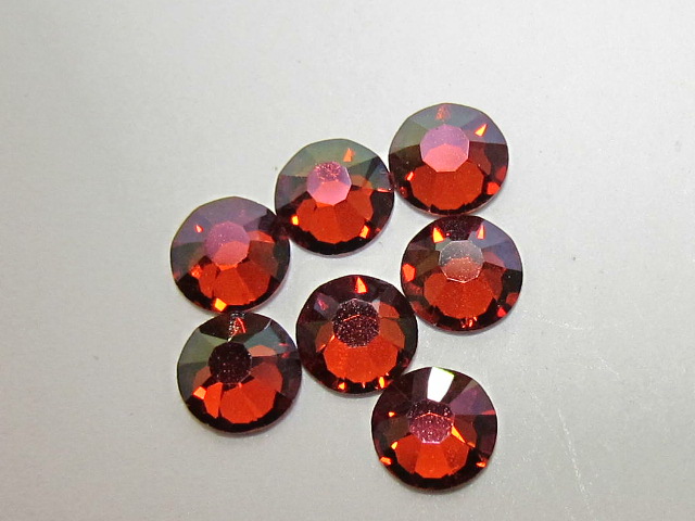 72 pcs. 20ss HYACINTH IRIS MIST (maxima) FLATBACK PRECIOSA Rhinestones